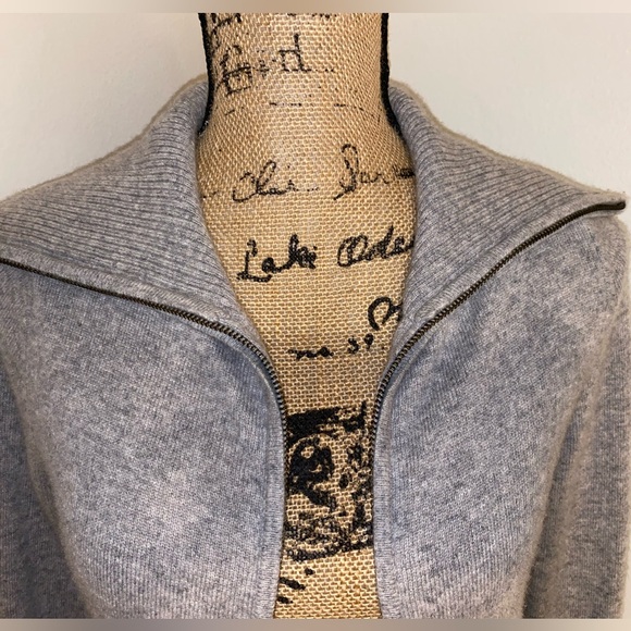 100% Cashmere Zip Up Cardigan - Picture 5 of 13